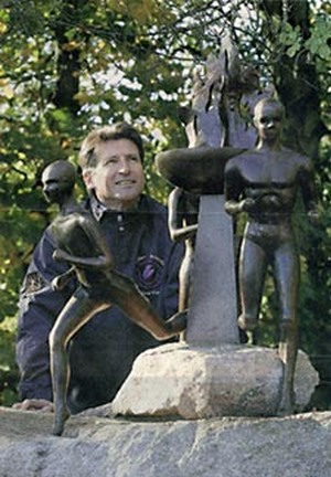 Bronze statue in Aviemore